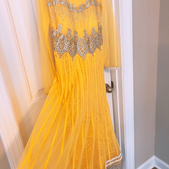 3 piece outfit ( pot 1 piec dress) - Picture 1 of 3